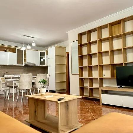 New Skanderbeg Square Apartment