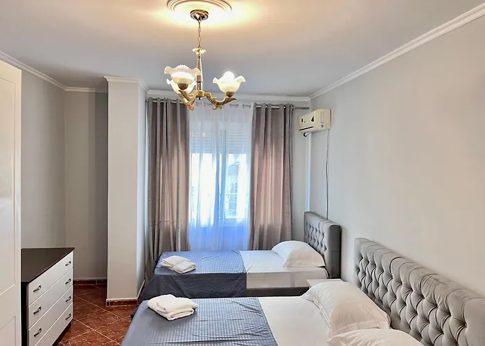 New Skanderbeg Square Apartment