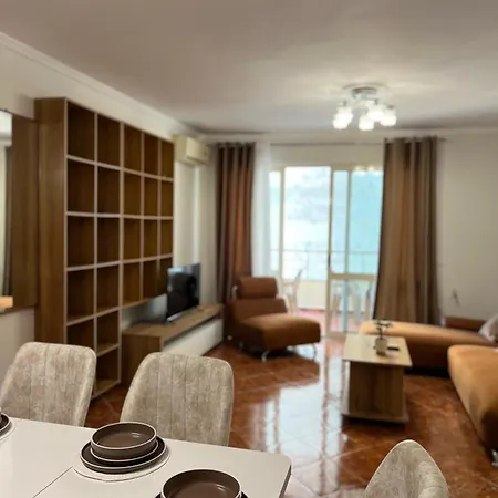 Lägenhet New Skanderbeg Square